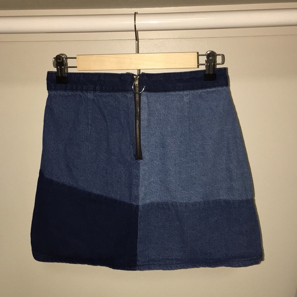 ❗️FINAL PRICE - CLEAR OUT❗️Asymmetrical Jean Skirt - Picture 2 of 3